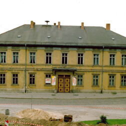 Präsidentenhaus-Kramerplatz-Naumburg-August-1991